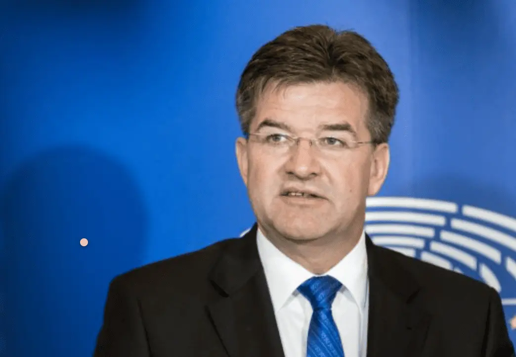 lajcak dovizcom