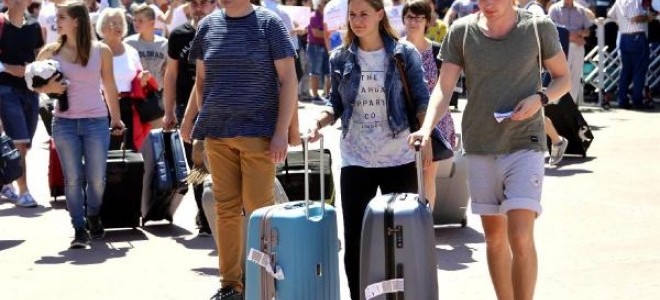 Antalya turizminde sevindiren eylül