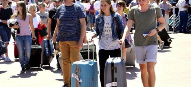 Antalya'ya 10 ayda 9.5 Milyon Turist Geldi