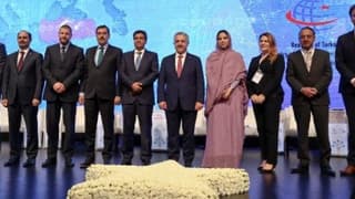 Bakan Arslan: 2021'de e-ticaret cirosu 4 trilyon 480 milyar dolara çıkacak (2) -Yeniden