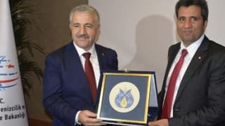 Bakan Arslan: Türkiye'nin e-ticaret hedefi 50 milyar TL (3)