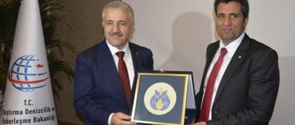 Bakan Arslan: Türkiye'nin e-ticaret hedefi 50 milyar TL (3)