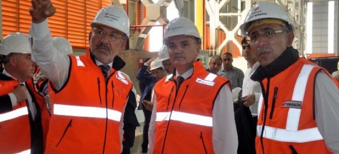 Bakan Özlü: Türk sanayisi için çok önemli adımlar atıyoruz