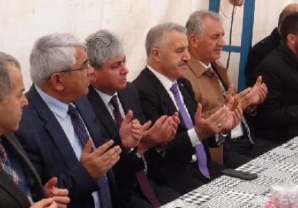 Bakü-Tiflis-Kars demiryolu hattında, ilk tren seferi 30 Ekim'de