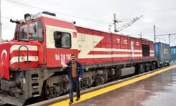 Bakü-Tiflis-Kars Treni Mersin’e 10 Saat Önce Geldi