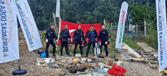 Bursagaz Doğa Kulübü, 'Yılın En Çevreci Projesi' ödülünü aldı