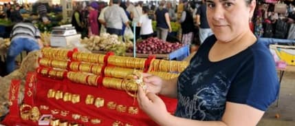 Düğünlerde 'çakma altın' dönemi