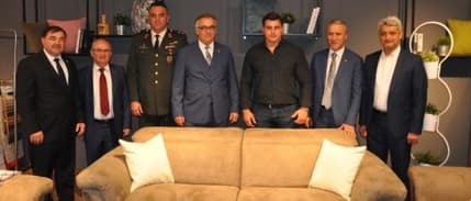 Dünya Şampiyonu Rıza Kayaalp, İnegöl'de fuar açılışına katıldı