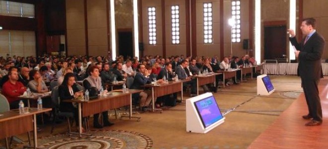 'hepsiburada.com'dan İkinci E-Ticaret Zirvesi  