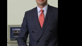 International Finance'den Yapı Kredi Portföy'e 