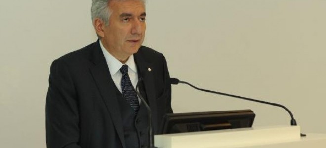 İSO/Bahçıvan: 'Sanayinin payı azaldı, sanal zenginliğin arttı'
