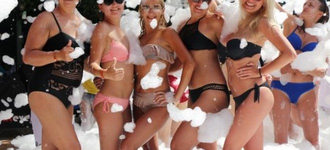 Rus Ve Alman Turistin Kişi Başı Harcaması Yükseldi