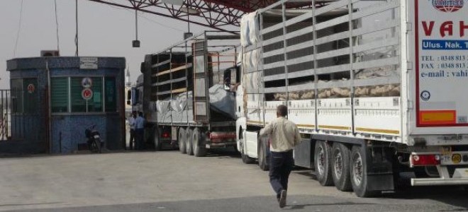 Türkiye'den Suriye'ye çimento