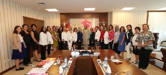 TÜRKONFED'den Aile ve Sosyal Politikalar Bakanı'na ziyaret