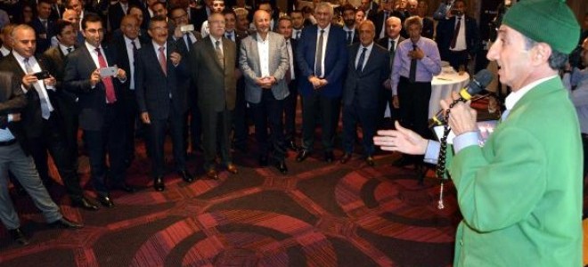 Vakıfbank Yönetim Kurulu Başkanı Alptekin: Güçlü ekonomiler hesaba katılıyor