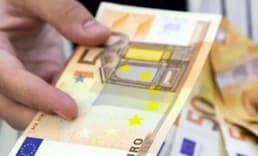 TCMB’nin faiz kararı beklenirken piyasalar tetikte, euro rekora doymuyor
