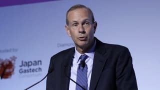 Chevron CEO'sunun 32,7 milyon dolar maaşı eleştirileri beraberinde getirdi