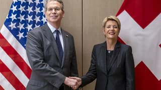 Washington’a uzatılan zeytin dalı, altının ağırlığına yenildi