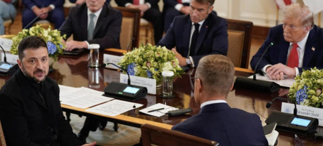 Zelensky savaş haritasını Trump’a gösterdi