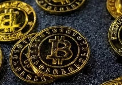 14 yıllık Bitcoin tarihinin işlem ücreti rekoru kırıldı
