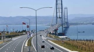 Geçen yıl köprü ve otoyollardan 1 milyar 80 milyon araç geçti