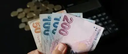 400 bin kişinin emeklilik hesabı değişiyor: Sözleşmeli personele prim telafisi hakkı geliyor