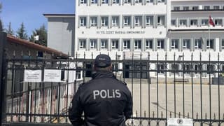 7 maddelik güvenlik önlemi: Bakan Tekin okullar için alınacak tedbirleri açıkladı