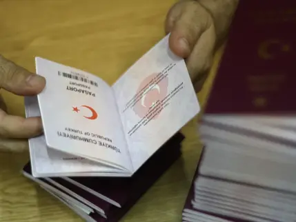 8 ilde vize şirketlerine bot operasyonu