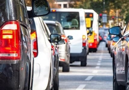 AB'de benzinli ve dizel otomobil satışları 2035'ten itibaren yasaklandı 