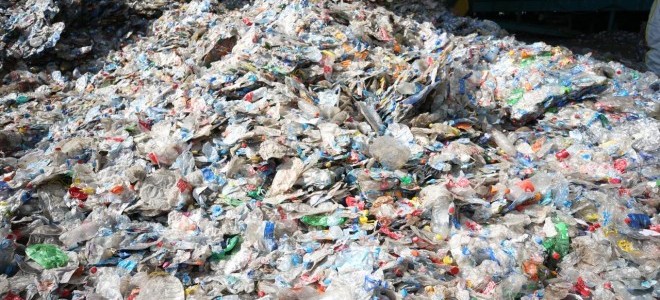 AB, bazı tek kullanımlık plastik ambalajları yasaklıyor