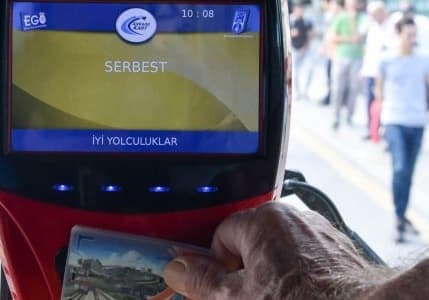 ABB duyurdu: 65 yaş üstü ücretsiz kartların iptal edildiği iddiaları doğru değil