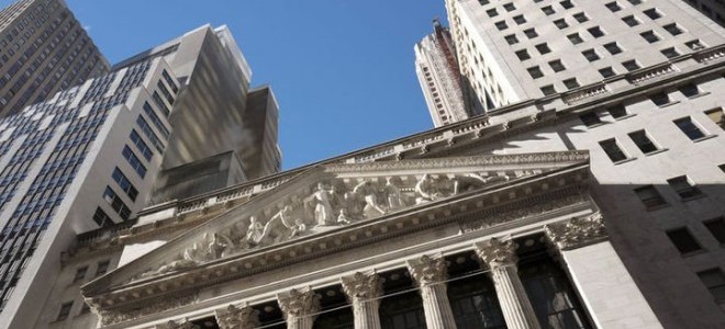 ABD Borsalarında Endeksler Güne Hafif Kayıplarla Başladı