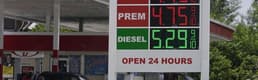 ABD'de benzin fiyatları 4 dolar eşiğini aştı