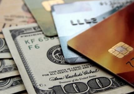 ABD’de borçlarını ödemekte zorlananlara karşı bankalar önlem alıyor