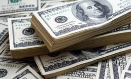 ABD'de Faiz Beklentileri ve Vize Sorunuyla Dolar 3.87 Lirada