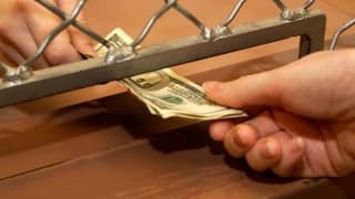 ABD’de İşsizlik Maaşı Başvuruları Beklenenin Gerisinde Kaldı 