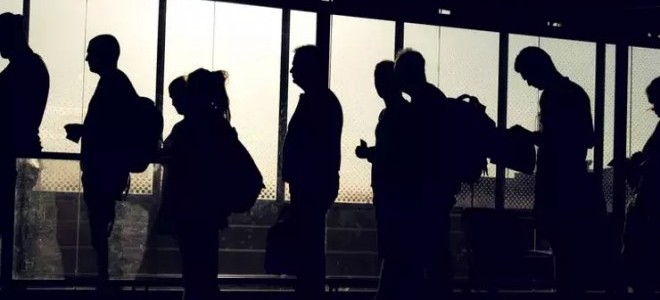 ABD'de işsizlik maaşı başvuruları son bir yılın zirvesinde