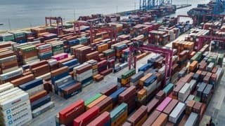 ABD'de mal ticareti açığı nisanda azaldı