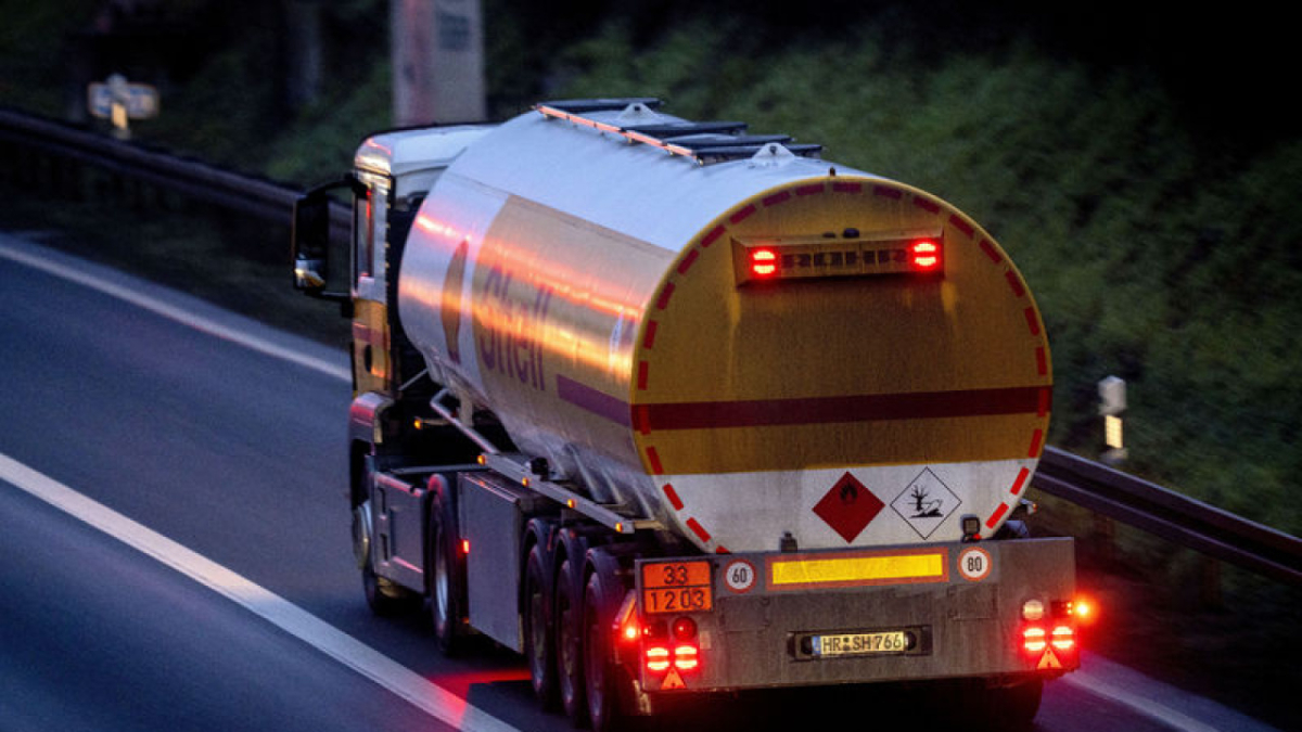 ABD'de motorin fiyatları rekor tazeledi