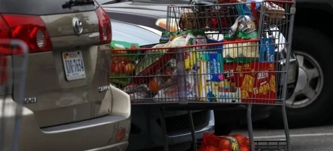 ABD'de perakende satışlar nisanda yatay seyretti 