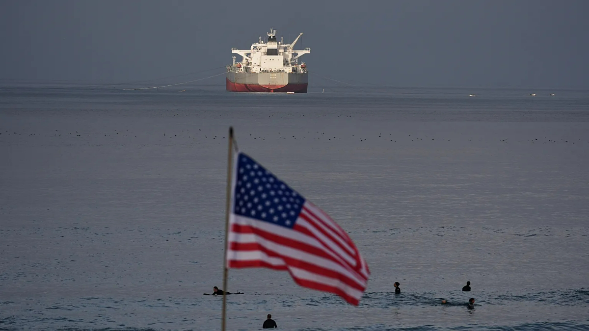 ABD'den Rus petrolüne geçici muafiyet kararı