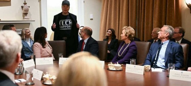 Musk ilk kabine toplantısında ABD'nin borç krizini masaya yatırdı