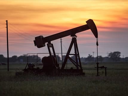 ABD, Orta Doğu gerilimi sonrası petrol fiyat tahminini yükseltti