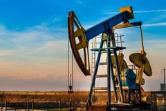 ABD, petrol fiyatı tahminini bu yıl için yükseltti