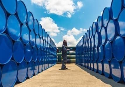 ABD petrol fiyatlarına ilişkin tahminini yukarı çekti