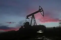 ABD petrolde fiyat tahminini yükseltti