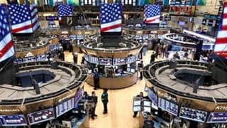 ABD piyasaları ekonomik yavaşlama edişeleriyle yükseldi