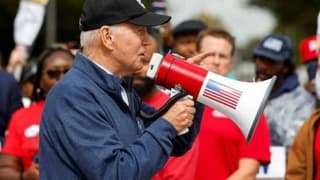 ABD tarihinde bir ilk: Başkan Biden, otomotiv işçilerinin grevine katıldı