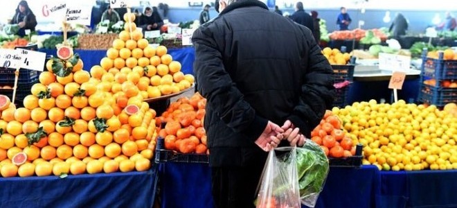 Açlık sınırı ilk aydan asgari ücreti geçti
