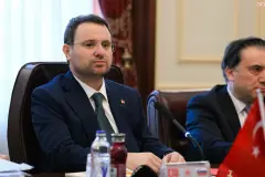 Gürlek şehit aileleri ve gaziler için hassasiyet vurgusu yaparak kırmızı çizgileri açıkladı